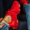 b Red