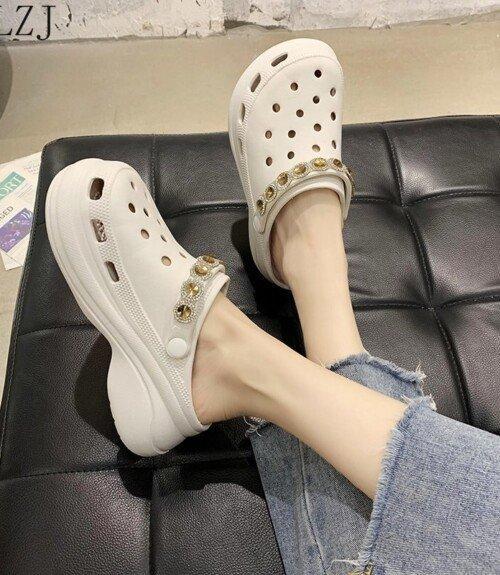 Women Slip On Casual Garden Clogs Waterproof Sandals Women Classic Nursing Clogs Hospital Women Medical Sandals