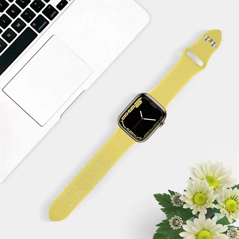 silicone Strap For Apple Watch Band 49/45/44/42/41/40/38mm wrist watchband Correa Bracelet IWatch Series 6 5 3 SE 7 8 ultra